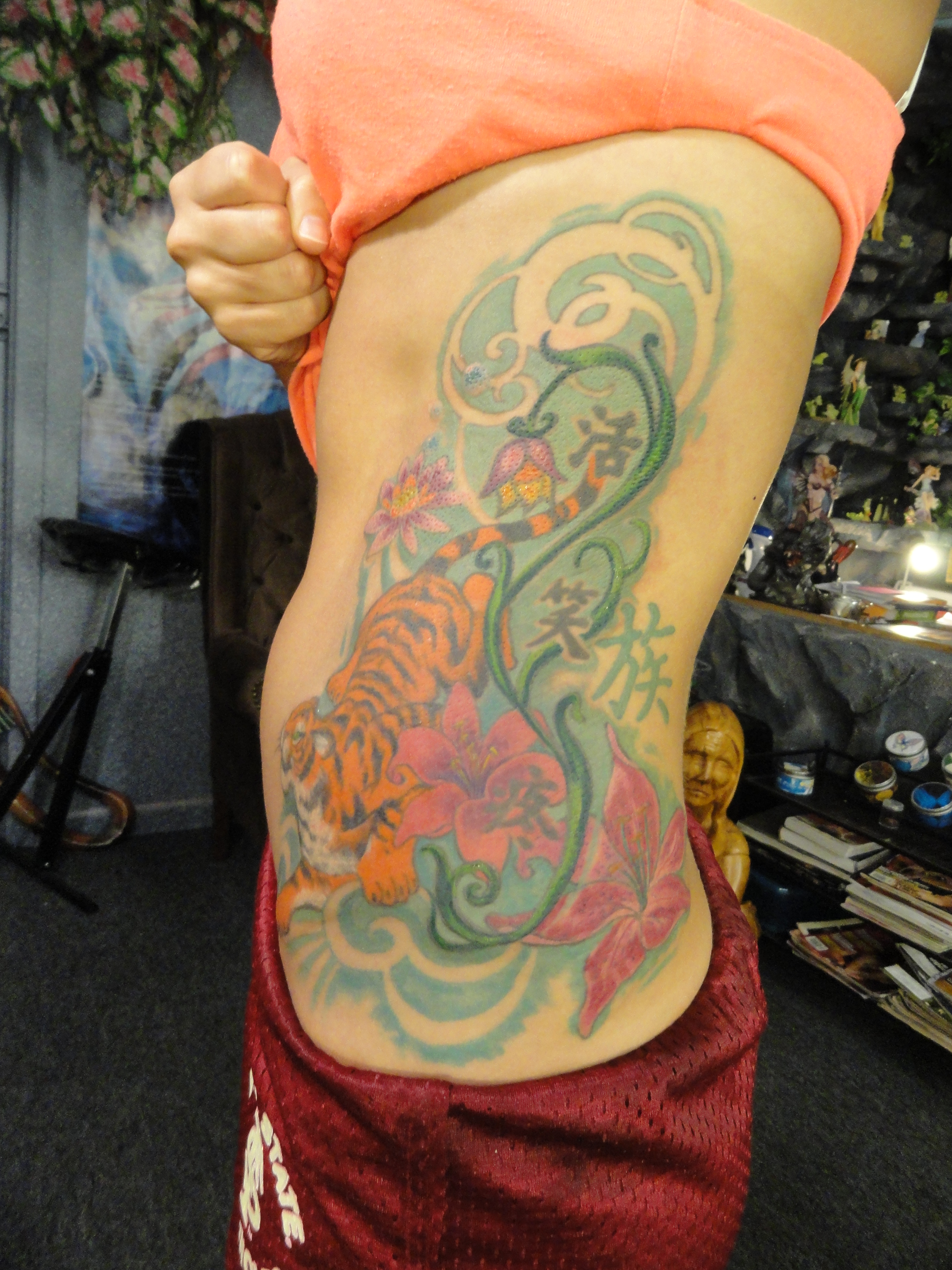 floral tiger on ribs